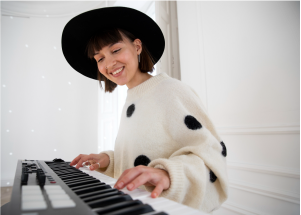 female_enjoying_piano_session